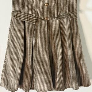 Pleated Houndstooth A-Line Skirt in Brown and Cream